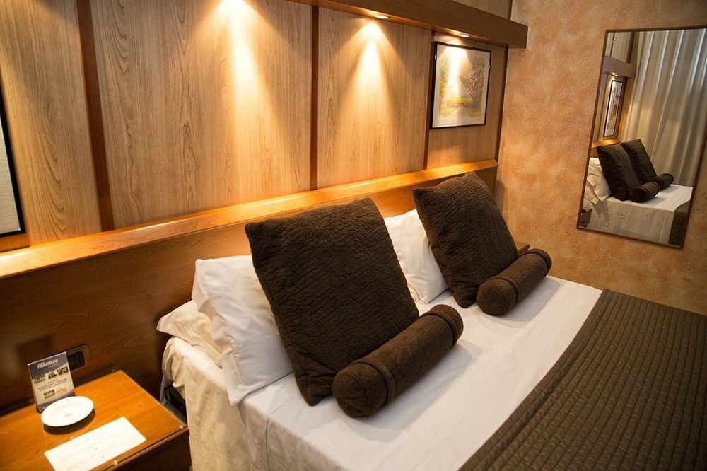 Hotel Motel Ovest Виттуоне Экстерьер фото